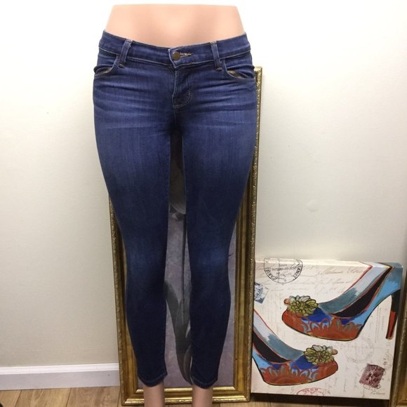 J Brand Dark Wash Skinny Jean 24 - Picture 1 of 5